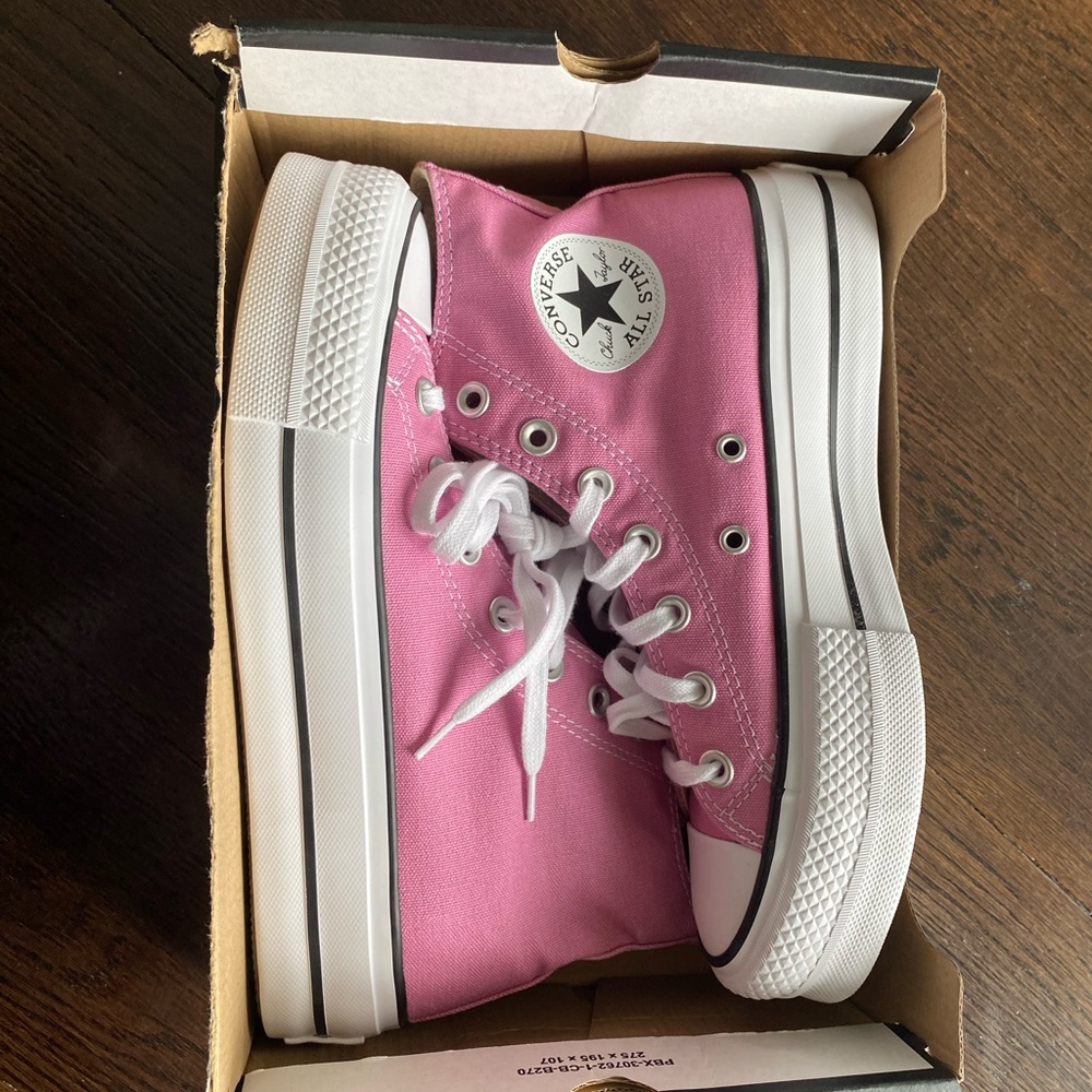 Magic flamingo platform converse